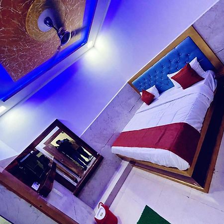 Hotel Town Grand Agra  Bagian luar foto