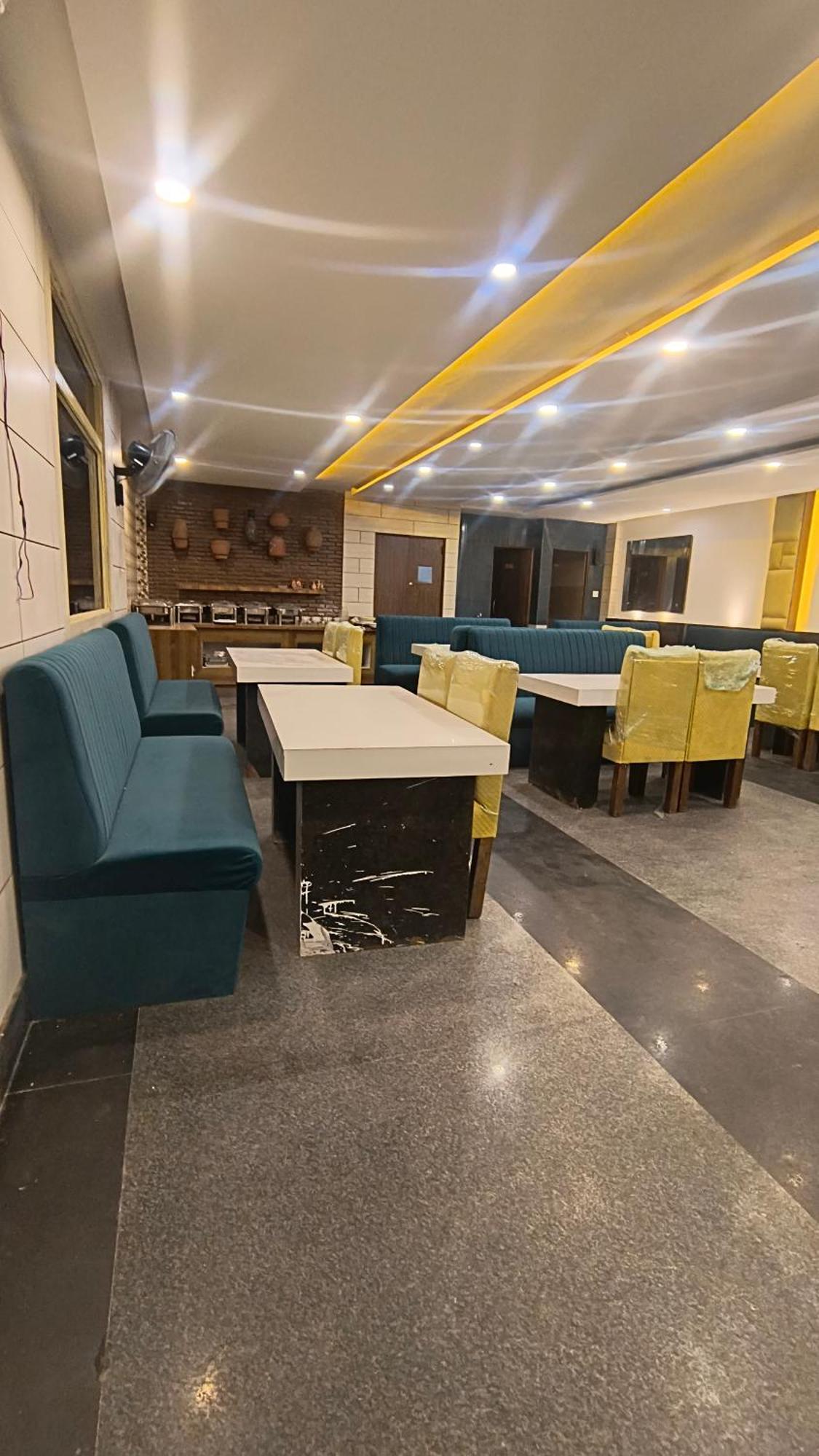 Hotel Town Grand Agra  Bagian luar foto